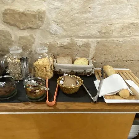 Hotel Louvre Sainte Anne Parigi