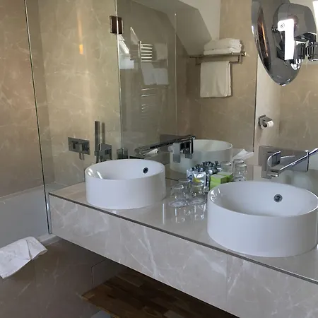 Louvre Sainte Anne Hotel Parigi