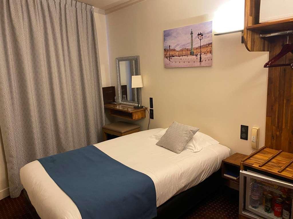 Hotel Louvre Sainte Anne Parigi