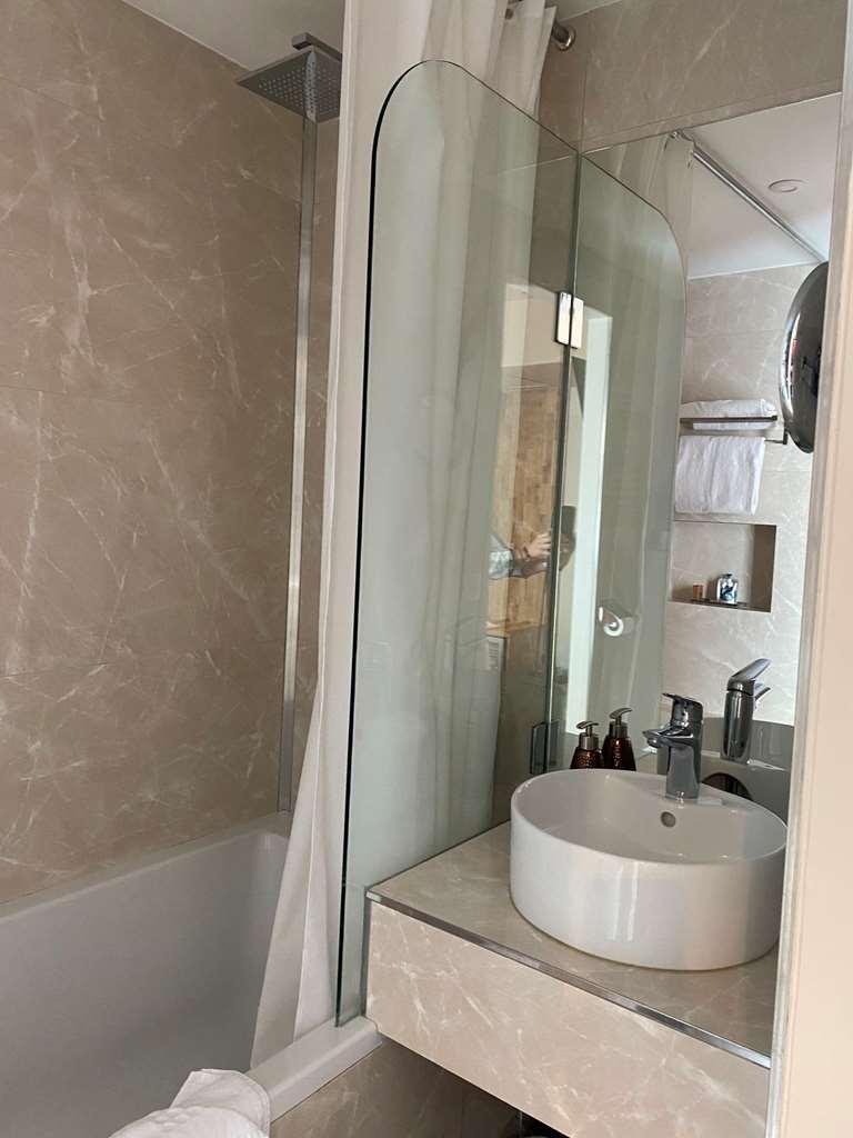 Hotel Louvre Sainte Anne Parigi